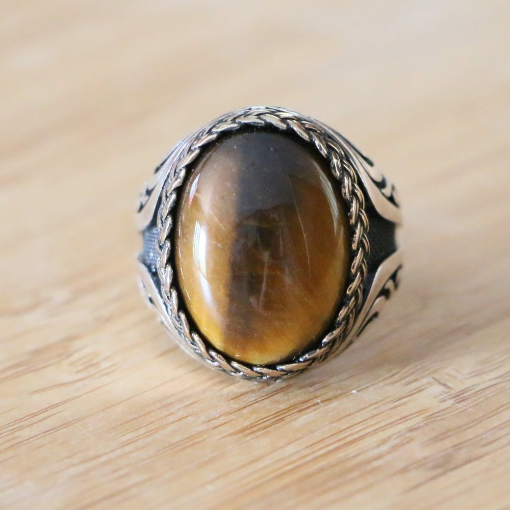 925 Sterling Silver Men's Ring with Tiger Eye - Picture 6 of 13